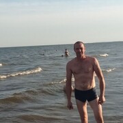  ,   Ivan, 40 ,   ,   
