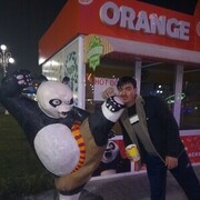  ,  Ali, 34