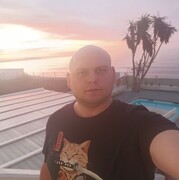  Antequera,  Andrii, 34