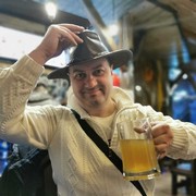  ,  Viktor, 51