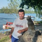  ,   Sharofiddin, 32 ,   ,   