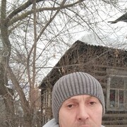  ,  Victor, 44
