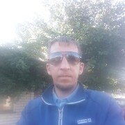  ,   Denis, 45 ,   ,   