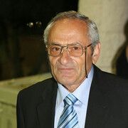  Sederot,  , 77