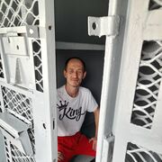  ,   Denis, 40 ,   ,   , c 