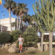  Mostoles,   Anya, 35 ,   