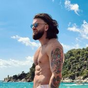  ,   Mikhail, 40 ,   ,   , 