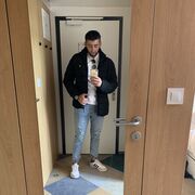  Praha,   Ruslan, 30 ,   ,   