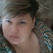  ,   Julia, 40 ,  