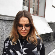  ,   Alisa, 33 ,   
