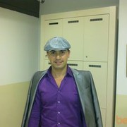 ,  Macho, 35