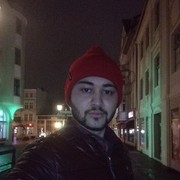  ,   Ali, 32 ,   ,   , c 