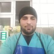  ,  Parviz, 29