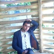 ,   Hovo, 33 ,   ,   