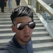  ,  Shoxrux, 33