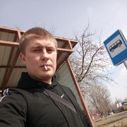  -,  Maksim, 35