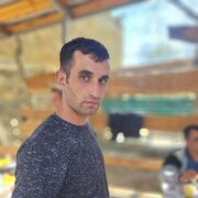  ,   Artur, 34 ,   ,   