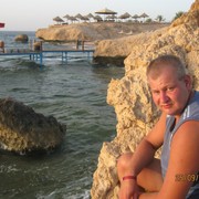  ,   Maksim, 41 ,   