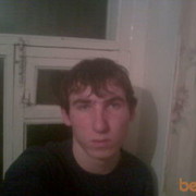  ,   Viktor, 33 ,   