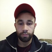  ,   Idris, 32 ,   ,   