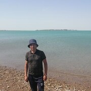 ,   Jasik, 39 ,   ,   