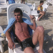  ,   ARTUR, 33 ,   