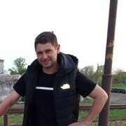   ,  Yuriy, 32