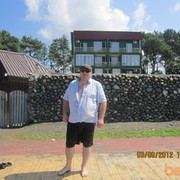  ,   Tato, 54 ,  