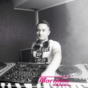  ,   Valentin, 37 ,   ,   , c 