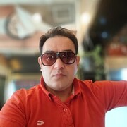  New York City,   Alireza, 45 ,   ,   