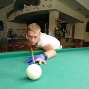  ,   Viktor, 38 ,   
