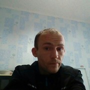  ,  Rustam, 34
