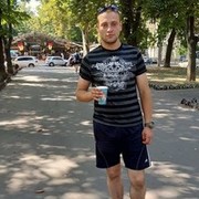  ,  Dimasik, 33