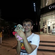  ,   Sergio, 34 ,   