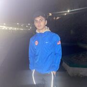  ,  Russs, 22
