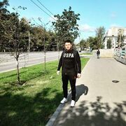  ,  Bek, 33