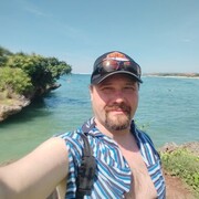  Denpasar,  Max, 51