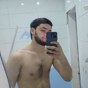  ,  Alli, 23
