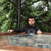  ,  Seyran, 22