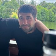  ,  Armen, 27