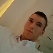  ,  Viktor, 21