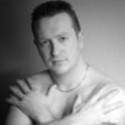  ,   Nikolas, 38 ,   