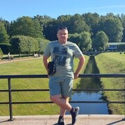  ,  Aleks, 37