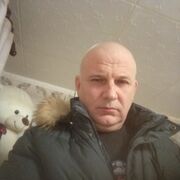  ,   Viktor, 48 ,   c 
