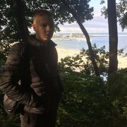  ,  Povilas, 26