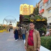  ,   Younes, 37 ,   ,   , 