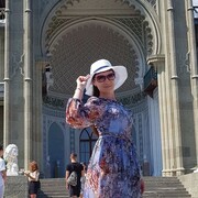  ,  Katerina, 44