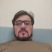  ,   Ali, 42 ,   ,   
