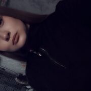  , 