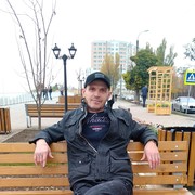  ,   Ruslan, 49 ,   ,   , c 